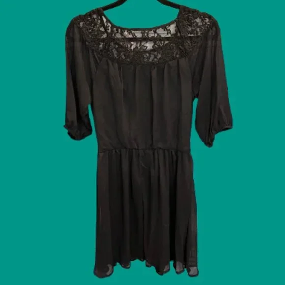 Black Dress Women's Medium - Picture 4 of 6